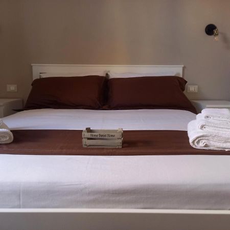 Al Civico 1 Apartments Trapani Luaran gambar