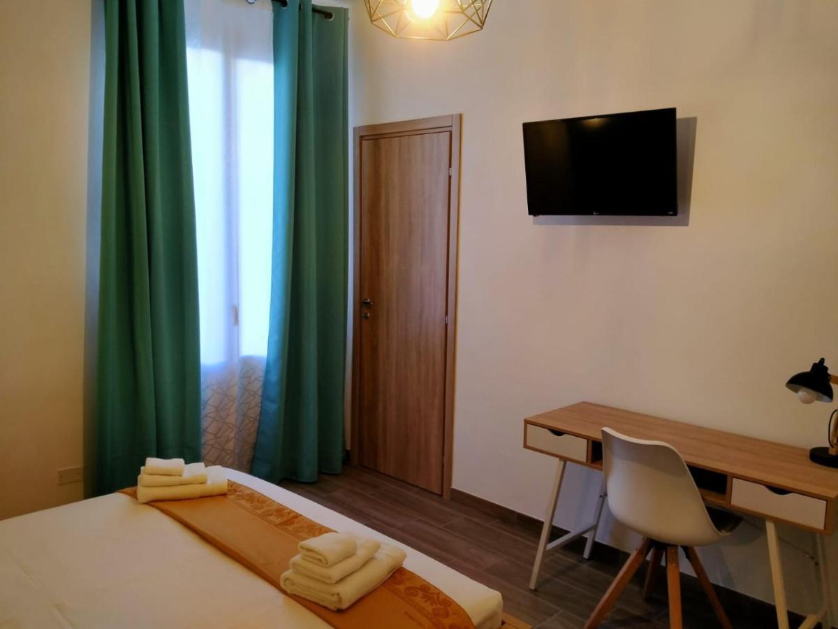 Al Civico 1 Apartments Trapani Luaran gambar
