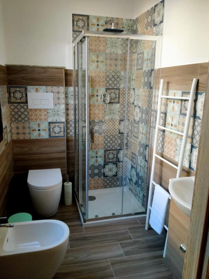Al Civico 1 Apartments Trapani Luaran gambar