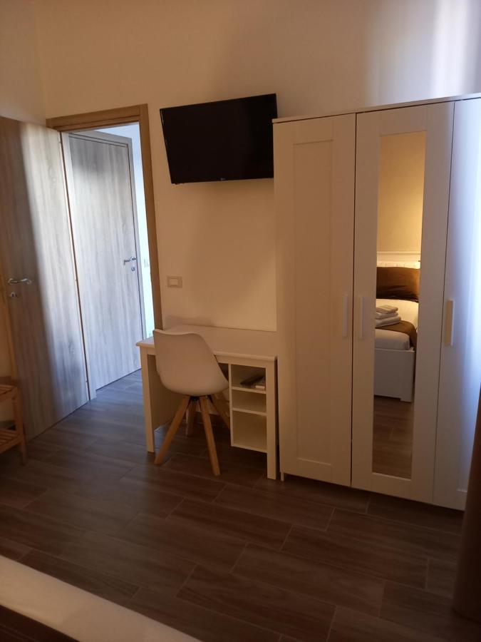Al Civico 1 Apartments Trapani Luaran gambar