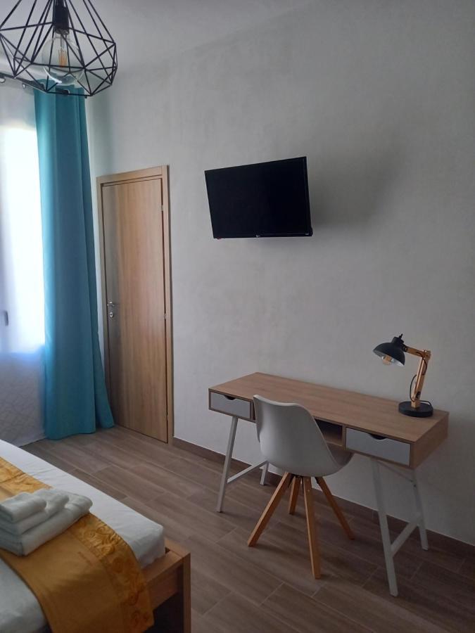 Al Civico 1 Apartments Trapani Luaran gambar