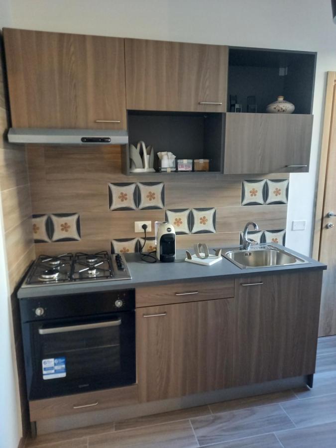 Al Civico 1 Apartments Trapani Luaran gambar