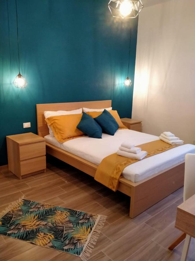 Al Civico 1 Apartments Trapani Luaran gambar