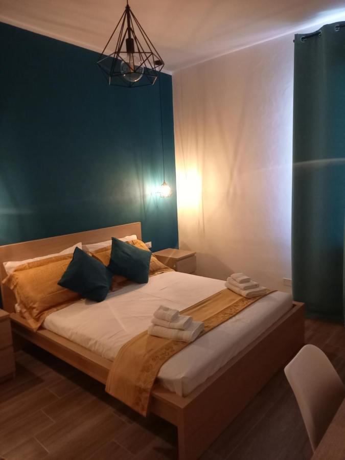 Al Civico 1 Apartments Trapani Luaran gambar