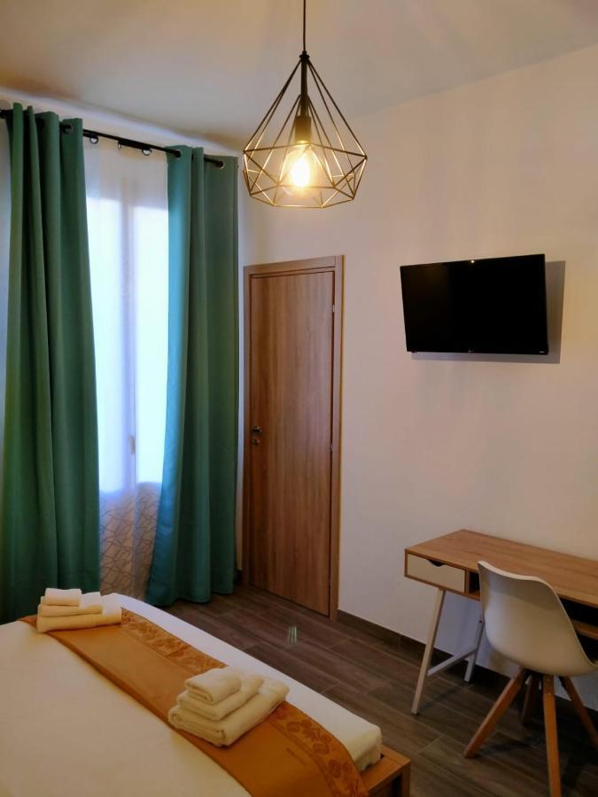 Al Civico 1 Apartments Trapani Luaran gambar